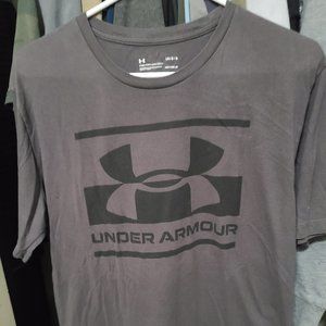 Under armour t-shirt